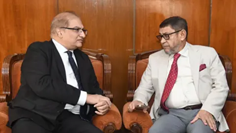 লিভার প্রতিস্থাপনে বাংলাদেশি চিকিৎসকদের প্রশিক্ষণের প্রস্তাব পাকিস্তানের