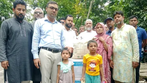 ‘বাবাই আমাদের মাকে মেরে ফেলেছে’—দুই শিশুর কান্না