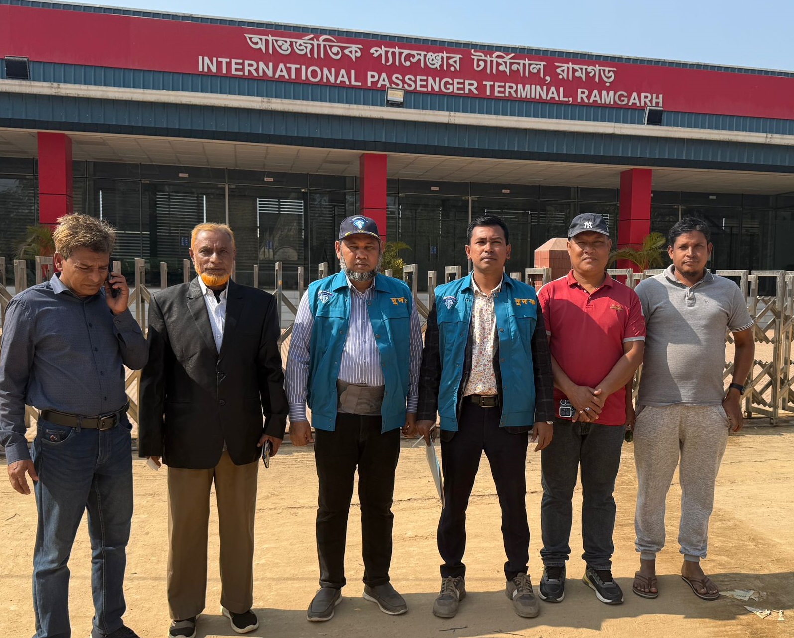 দেশের বিভিন্ন জেলায় সরকারি প্রকল্পে দুদকের অভিযান
