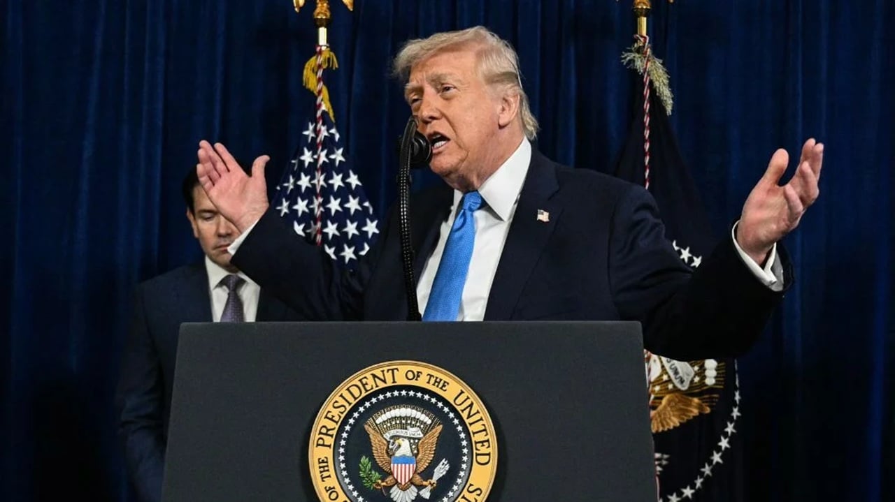 ভেনেজুয়েলার সঙ্গে যুদ্ধ নয়, এ লড়াই মাদকচক্রের বিরুদ্ধে: ট্রাম্প