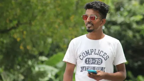 মদনে মাদক সেবনকালে পৌর ছাত্রদলের সাধারণ সম্পাদকসহ আটক ৪