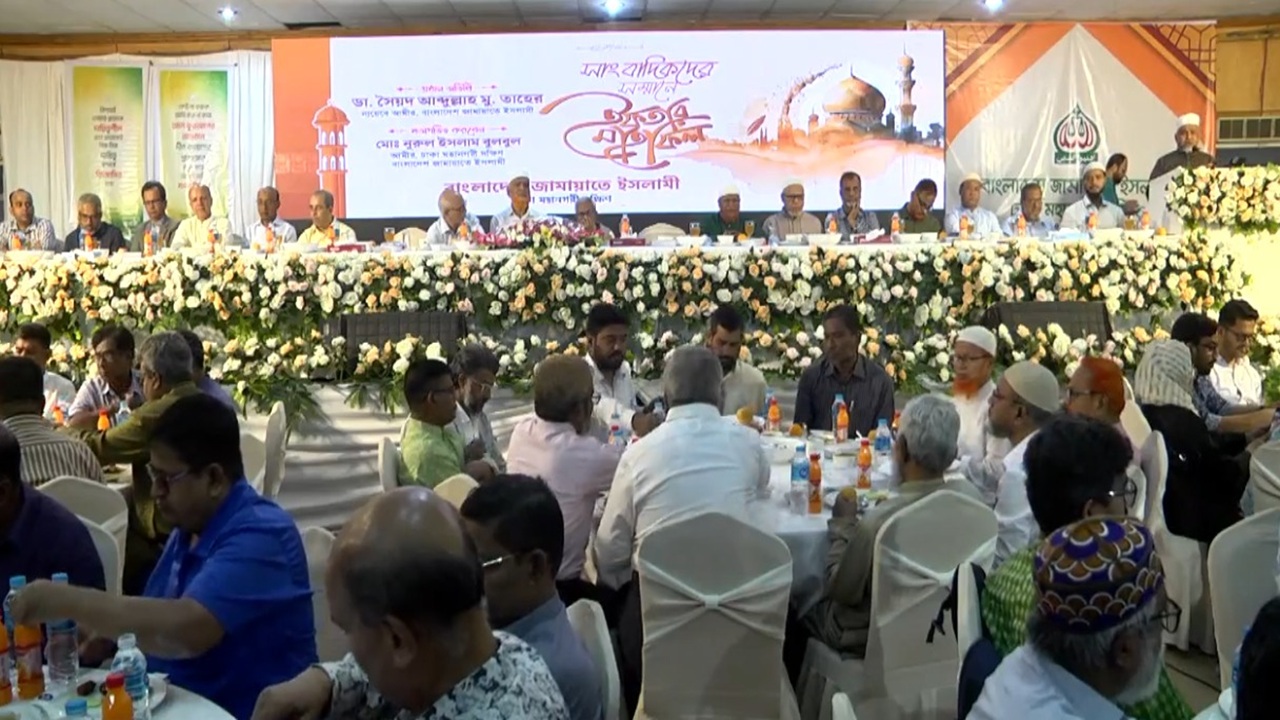 একটি সুখী-সমৃদ্ধ দেশ উপহার দিতে চায় জামায়াত : ডা. তাহের