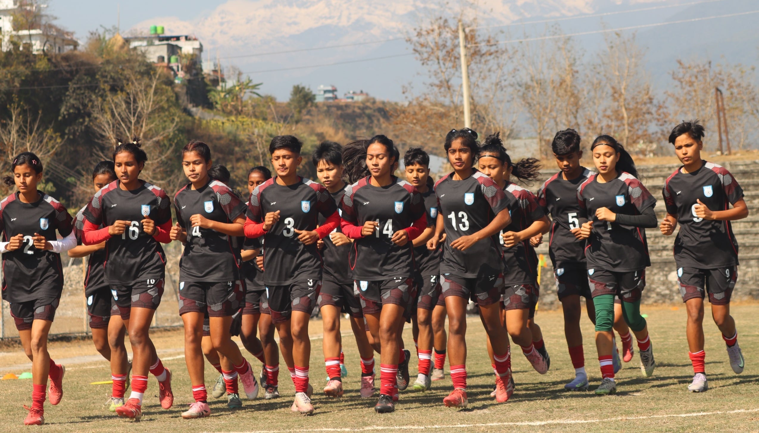 শিরোপা নয়, খেলোয়াড়ের খোঁজে কোচ বাটলার