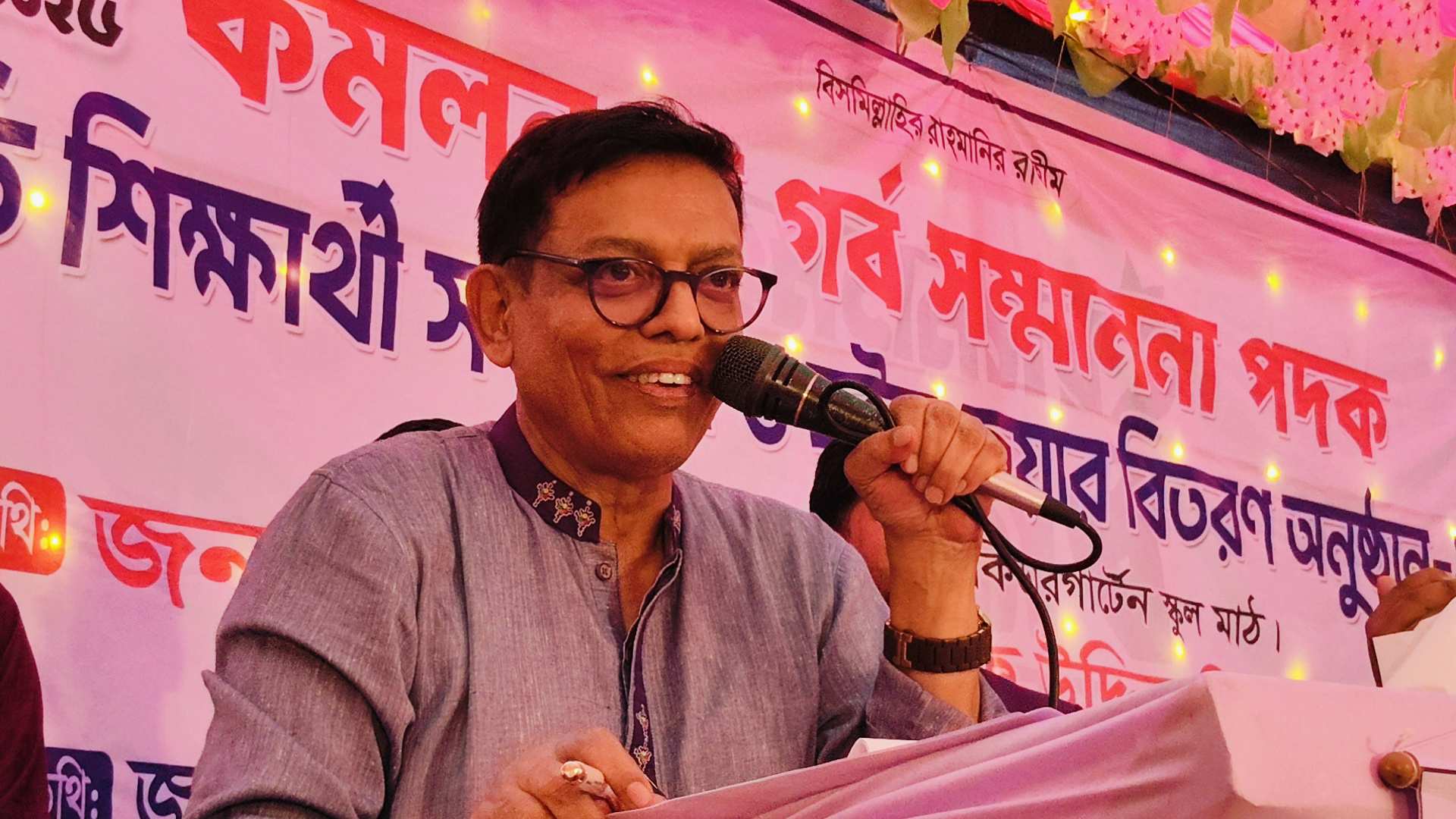 যারা সরকারি ছত্রছায়ায় থাকে তারা রাজস্ব কম দেয়: হুইপ নিজান