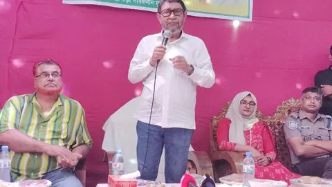 সংখ্যালঘু বলতে কোনো শব্দ নেই, আমরা সবাই এক: স্বাস্থ্যমন্ত্রী