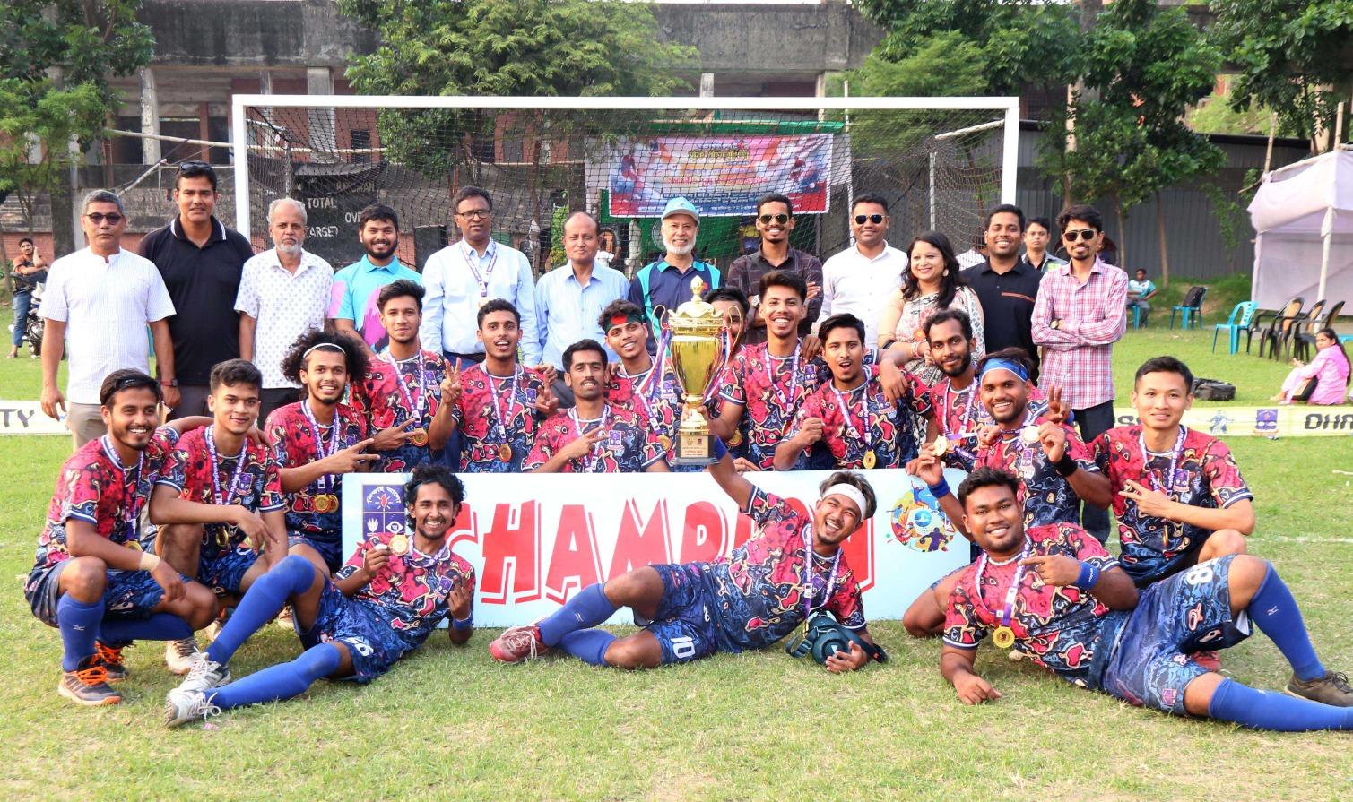 আন্তঃবিশ্ববিদ্যালয় হকিতে চ্যাম্পিয়ন ঢাকা বিশ্ববিদ্যালয়