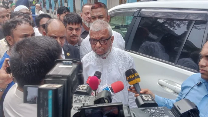 মধ্যপ্রাচ্যের যুদ্ধের প্রভাব রেমিট্যান্সে পড়ার শঙ্কা প্রবাসী কল্যাণমন্ত্রীর