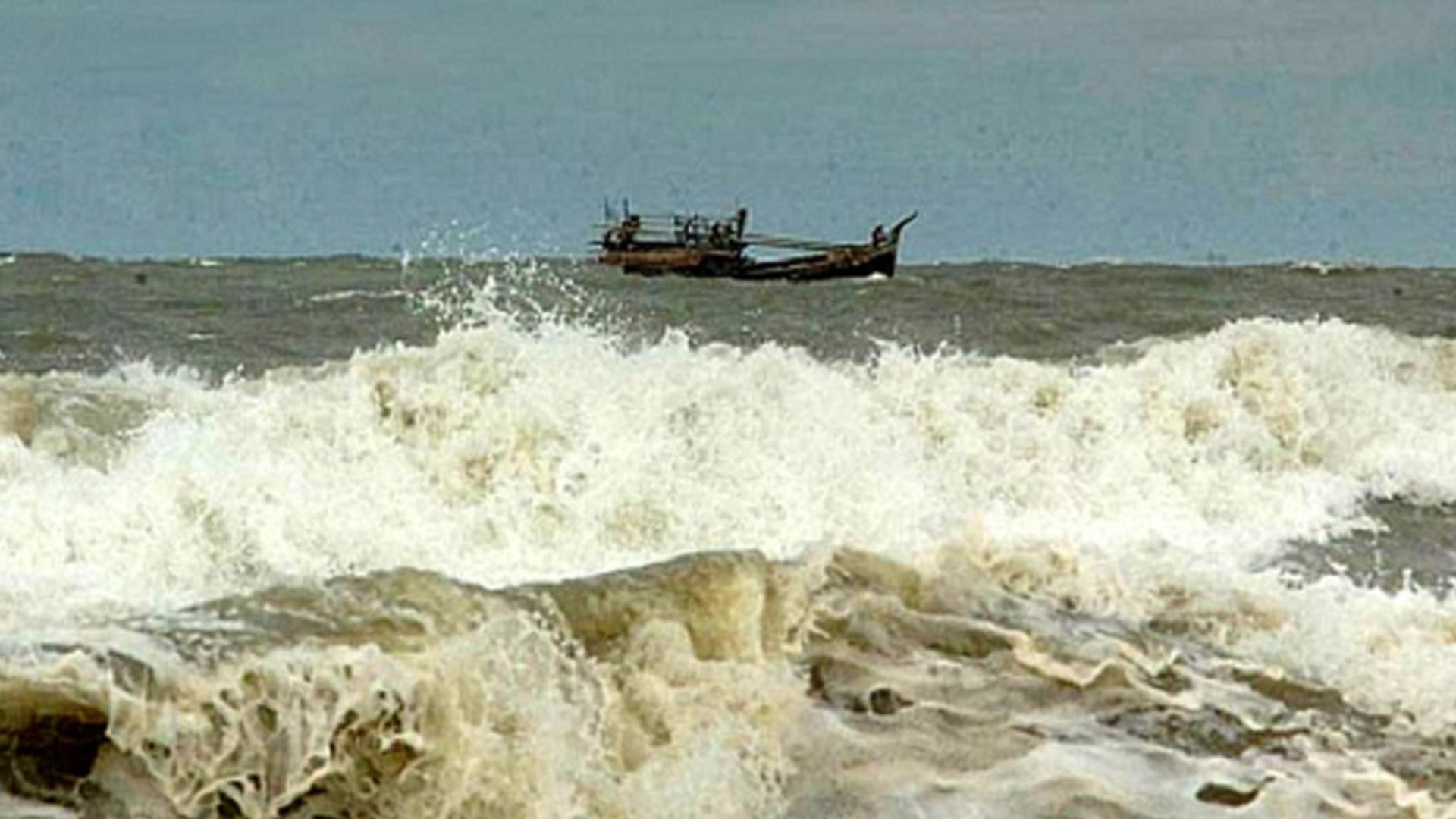 সাগরে লঘুচাপ, টানা পাঁচদিন বৃষ্টির পূর্বাভাস