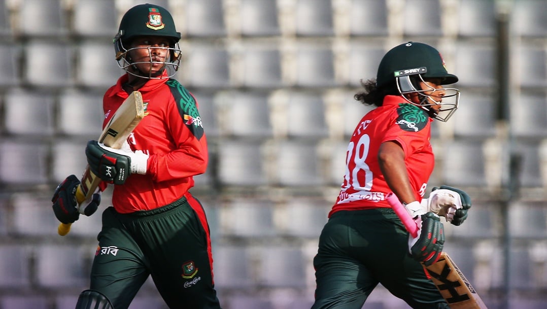 ৩ রানে হেরে হোয়াইটওয়াশ জ্যোতিরা