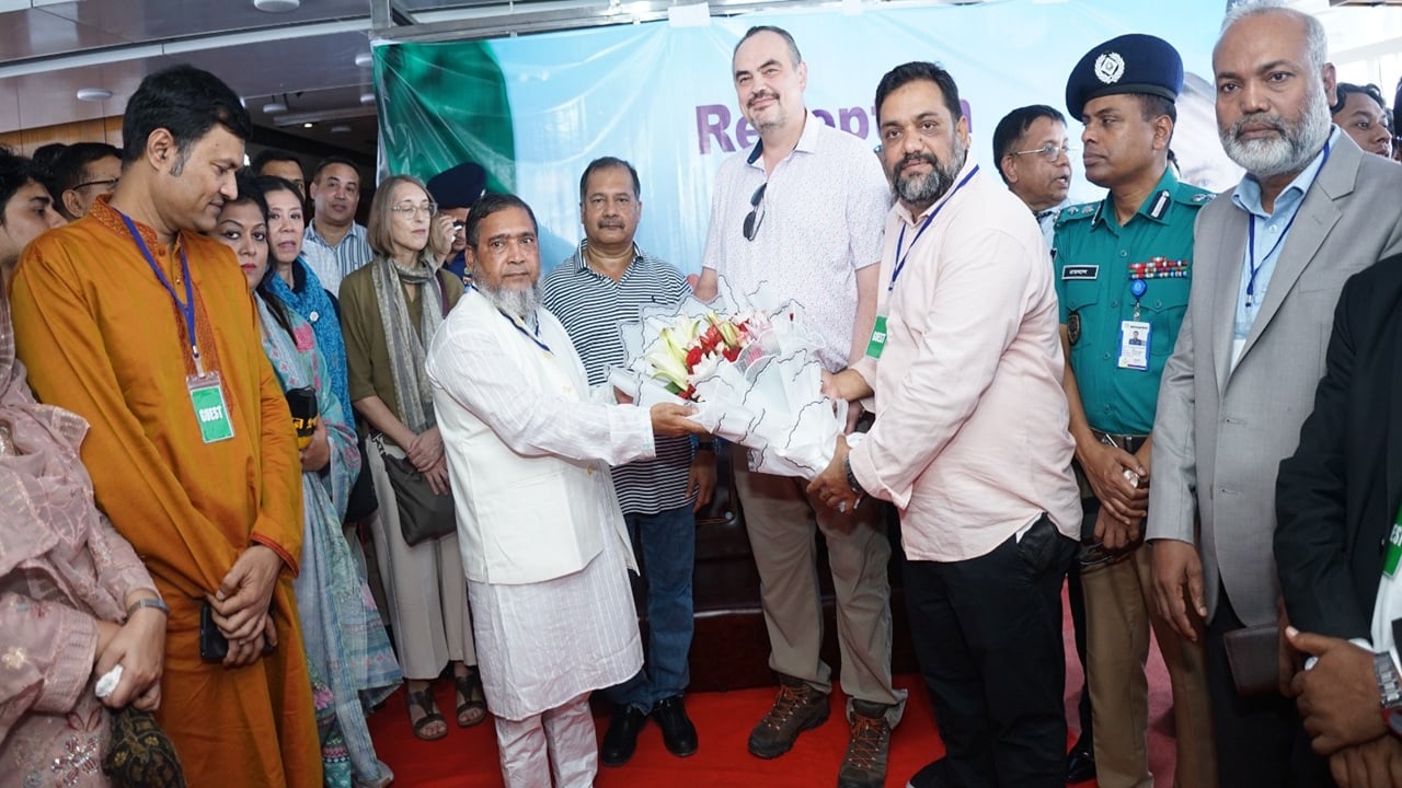 বরিশালের সৌন্দর্য ও আতিথেয়তায় মুগ্ধ মার্কিন রাষ্ট্রদূত