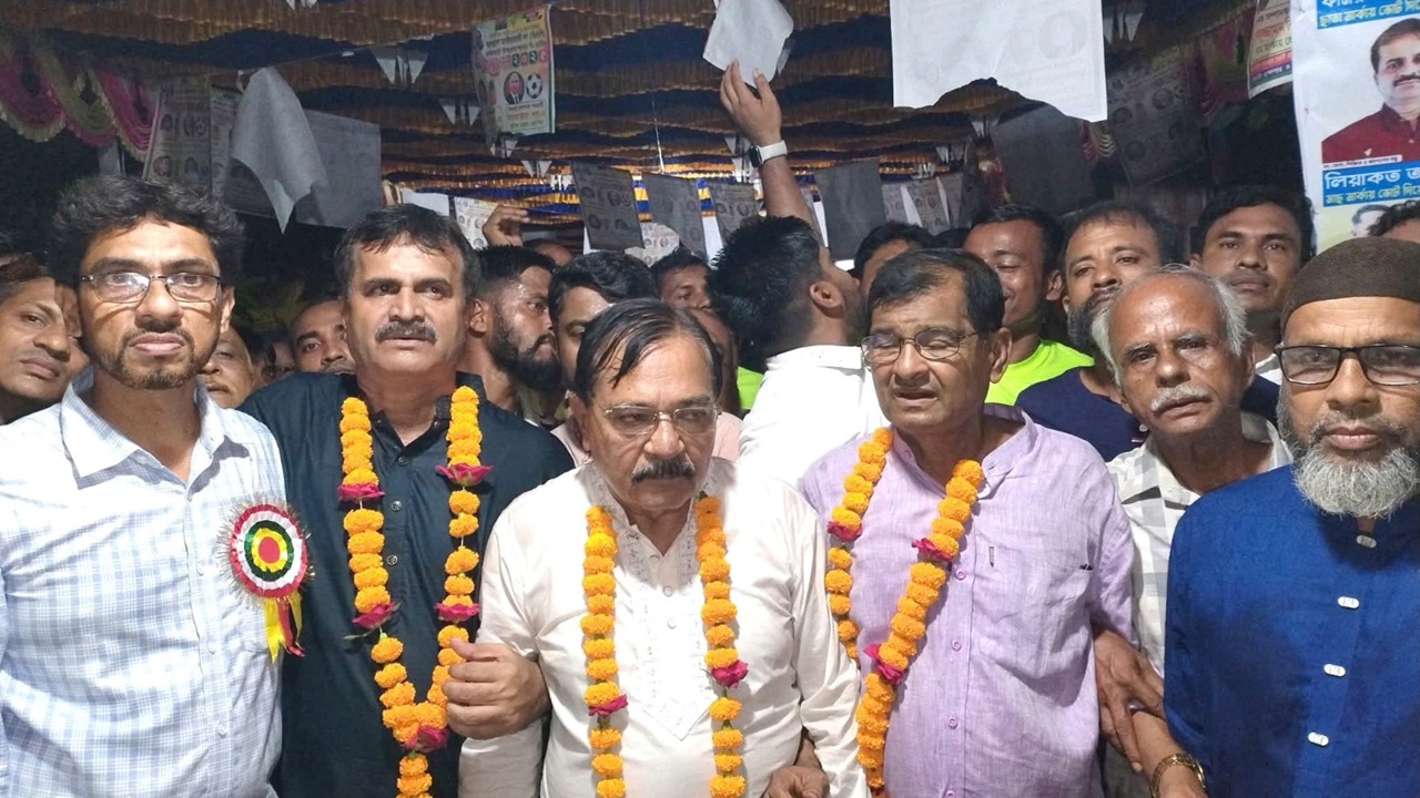 দীর্ঘ ১৭ বছর পর ফকিরহাটে বিএনপি’র সম্মেলন