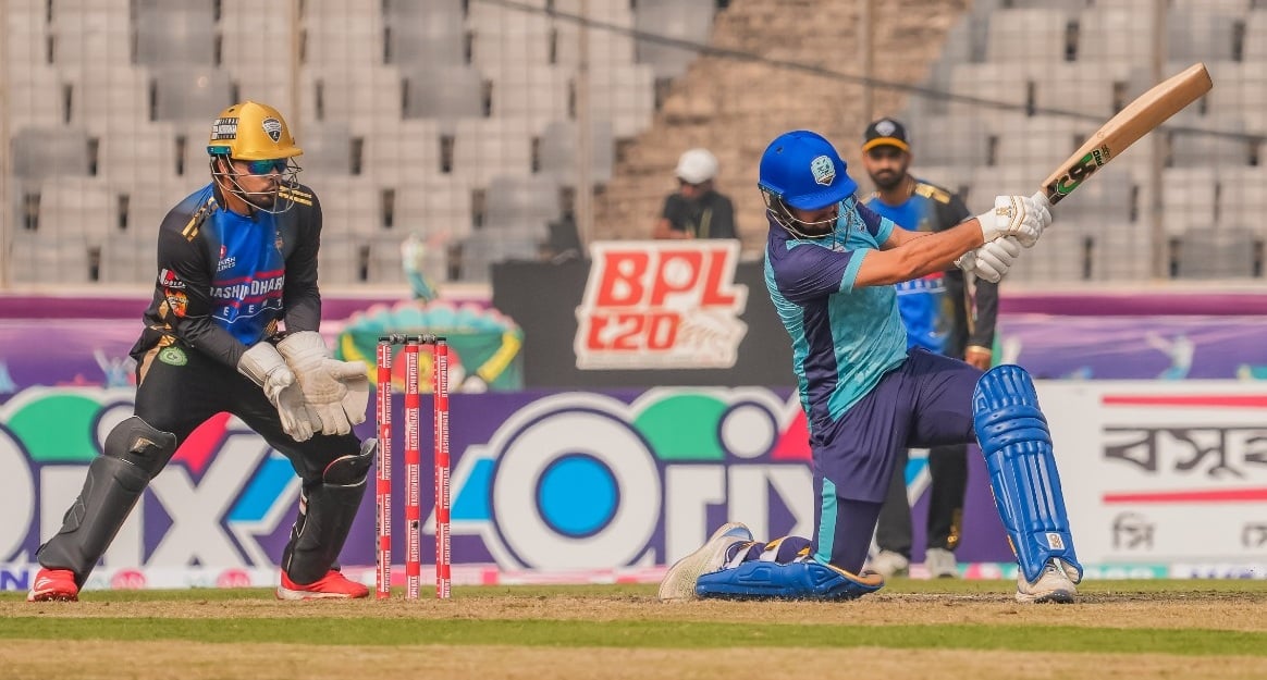 তলানিতে থেকে শেষ নোয়াখালীর বিপিএল