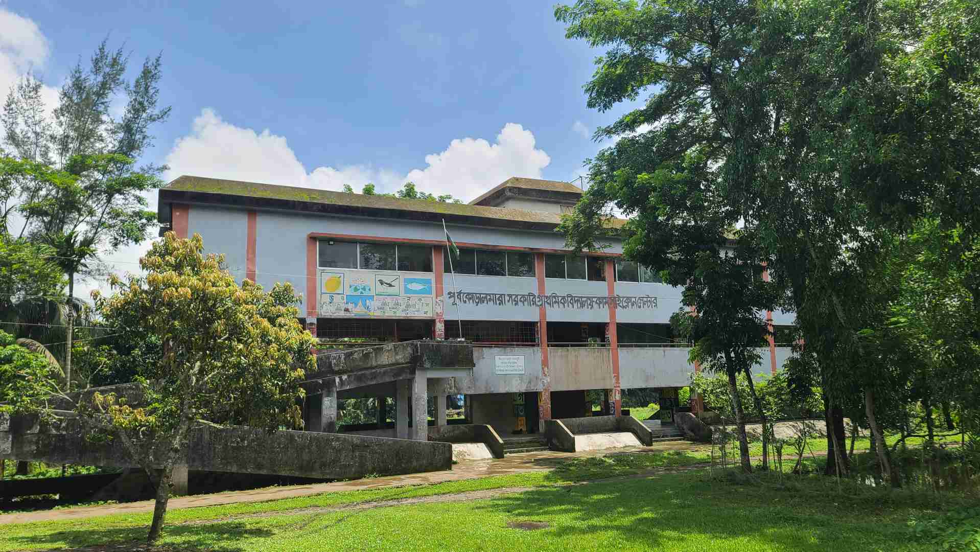 তজুমদ্দিনে ১২৯ শিক্ষাপ্রতিষ্ঠানে নেই শহীদ মিনার