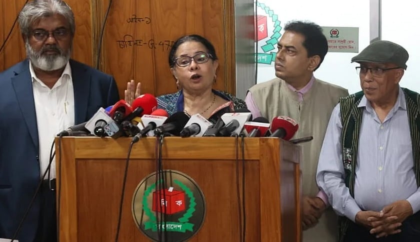 জনসংখ্যা নিয়ে বিবিএসের তথ্যে আপত্তি ইসির