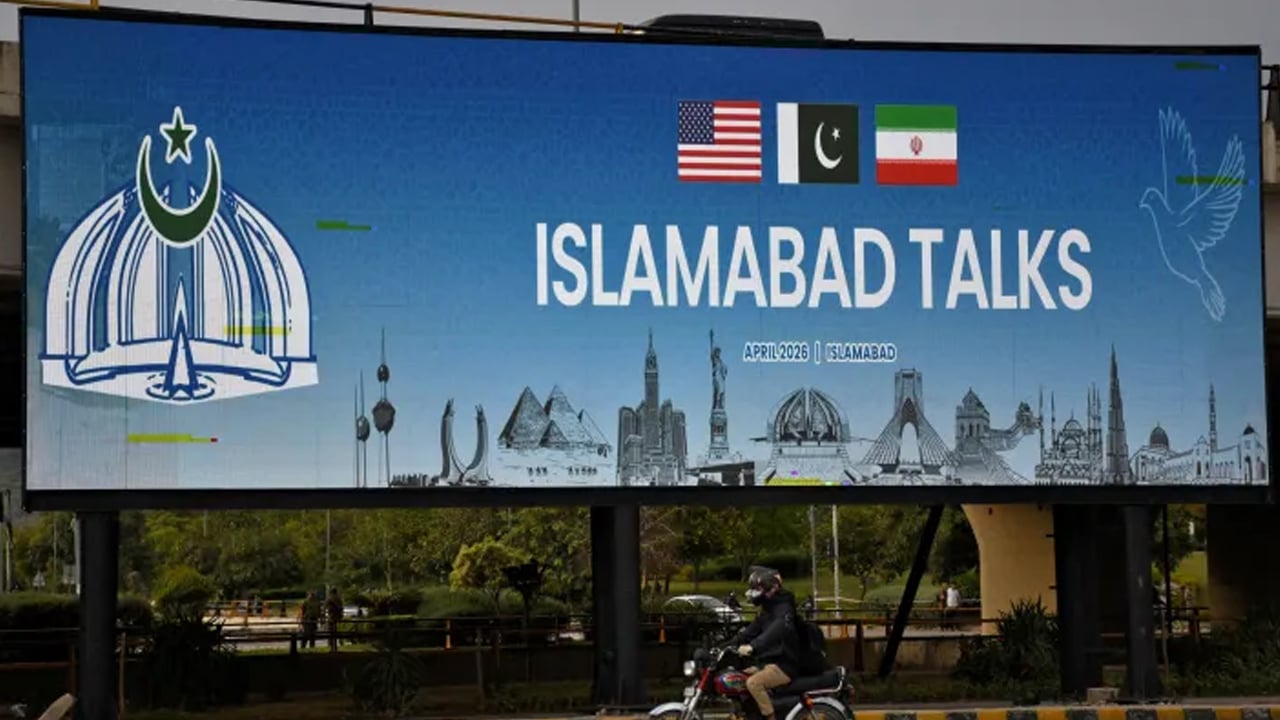 আন্তর্জাতিক কূটনীতির কেন্দ্রবিন্দুতে এখন পাকিস্তান