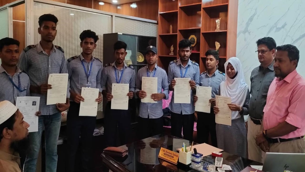 অফিস সহায়ক অমিত কুমার কারাগারে, দ্বিতীয় পরীক্ষায় অংশ নিল ৮ শিক্ষার্থী