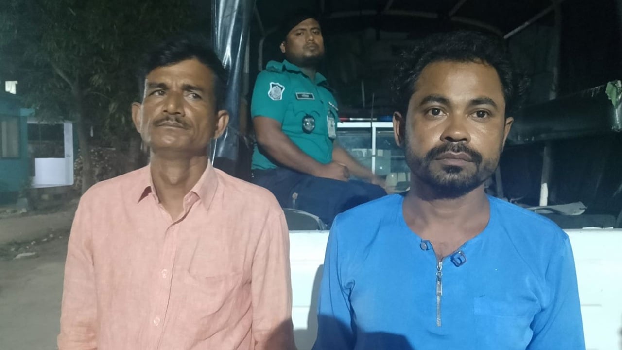 খুলনা প্রেসক্লাবে সন্ত্রাসী মহড়ার ঘটনায় গ্রেপ্তার ২