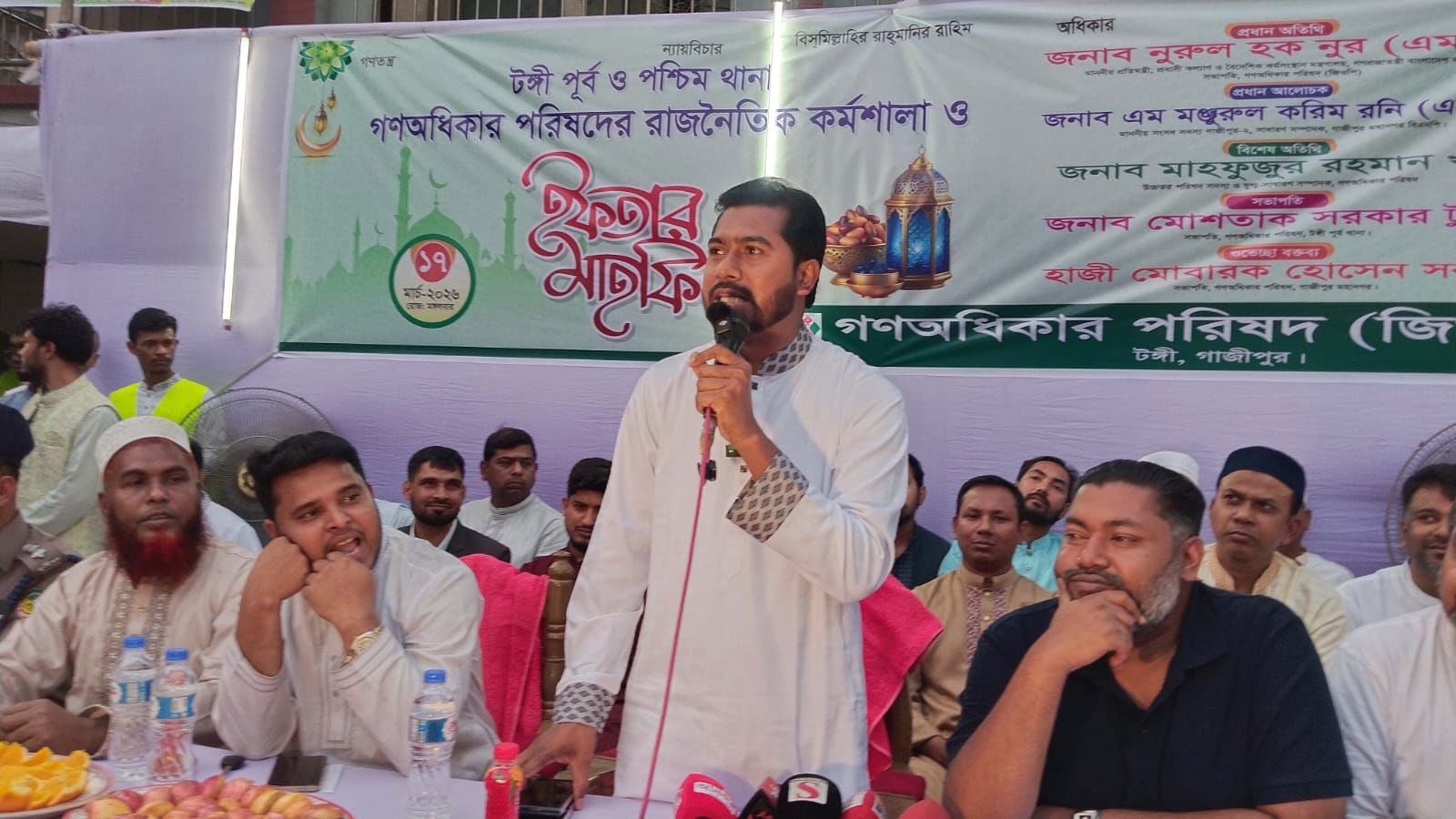 এক মাসে সব প্রতিশ্রুতি বাস্তবায়ন শুরু করবে এমন সরকার পৃথিবীর ইতিহাসে নেই