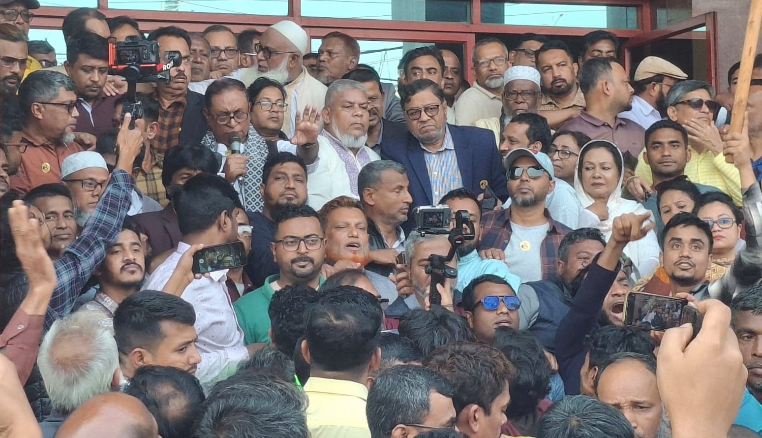 কালো টাকা ও পেশিশক্তি দিয়ে ভোটের বাক্স ভরা যাবে না: সাইফুল হক