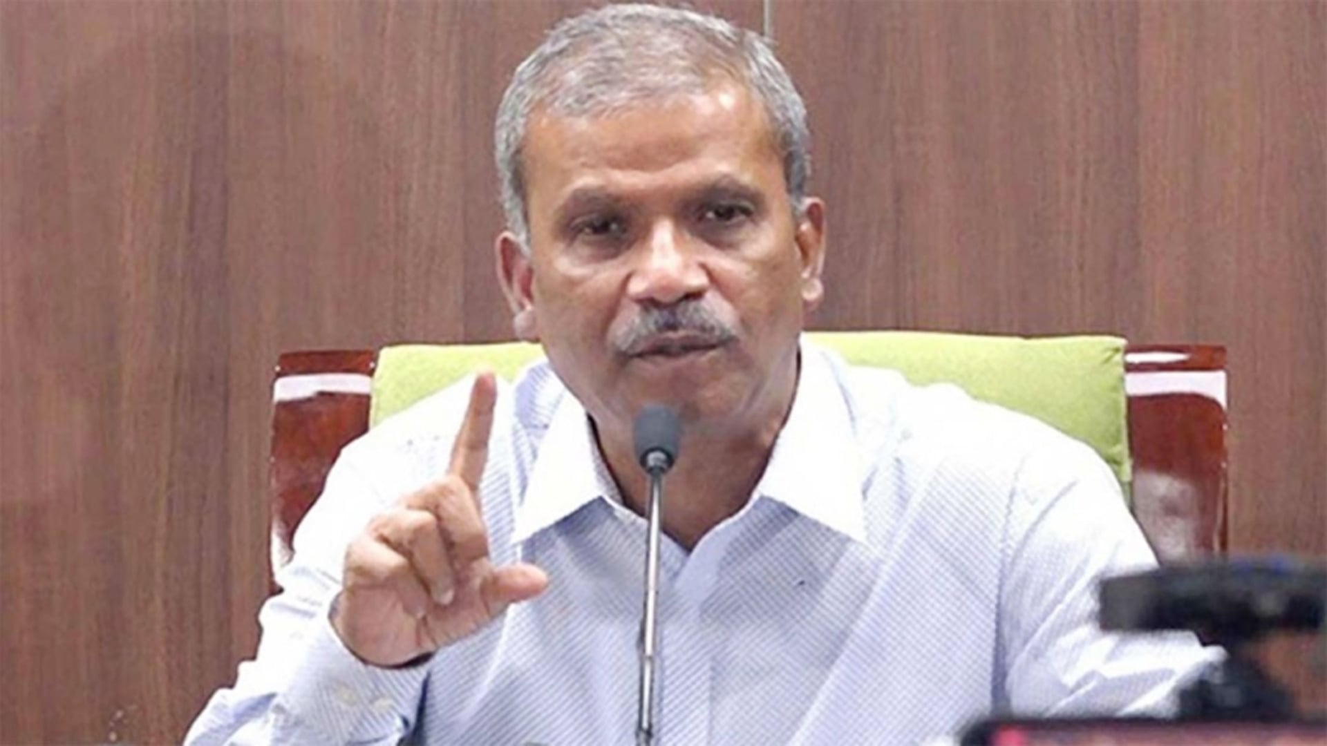 আইসিসির অযৌক্তিক শর্ত আমরা মানব না: ক্রীড়া উপদেষ্টা