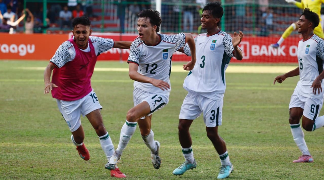 রোনান সুলিভান জাদুতে পাকিস্তানকে হারাল বাংলাদেশ