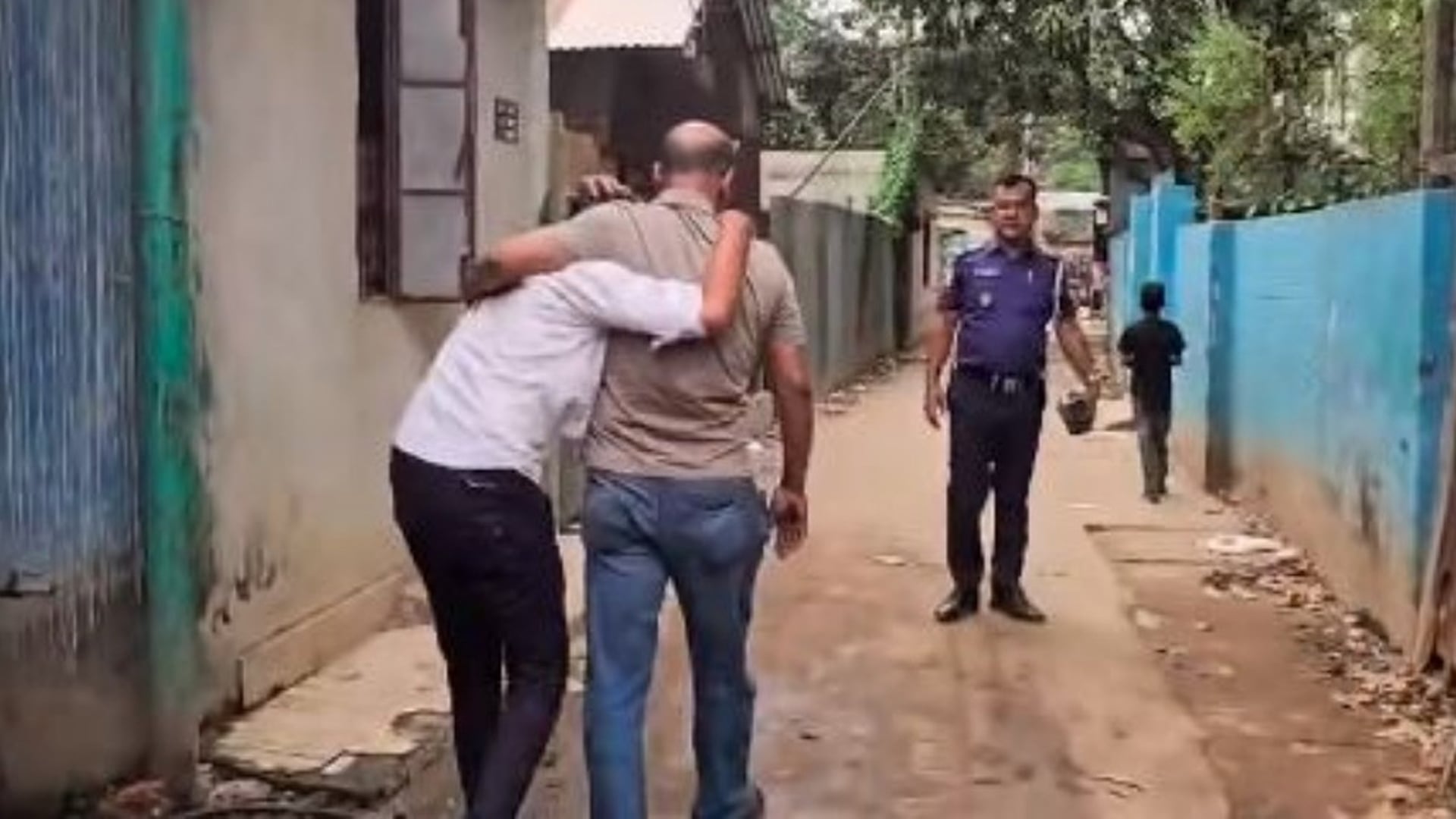 দেশে এক মাসে হামলা, মামলা ও হুমকির শিকার ৫৫ সংবাদকর্মী