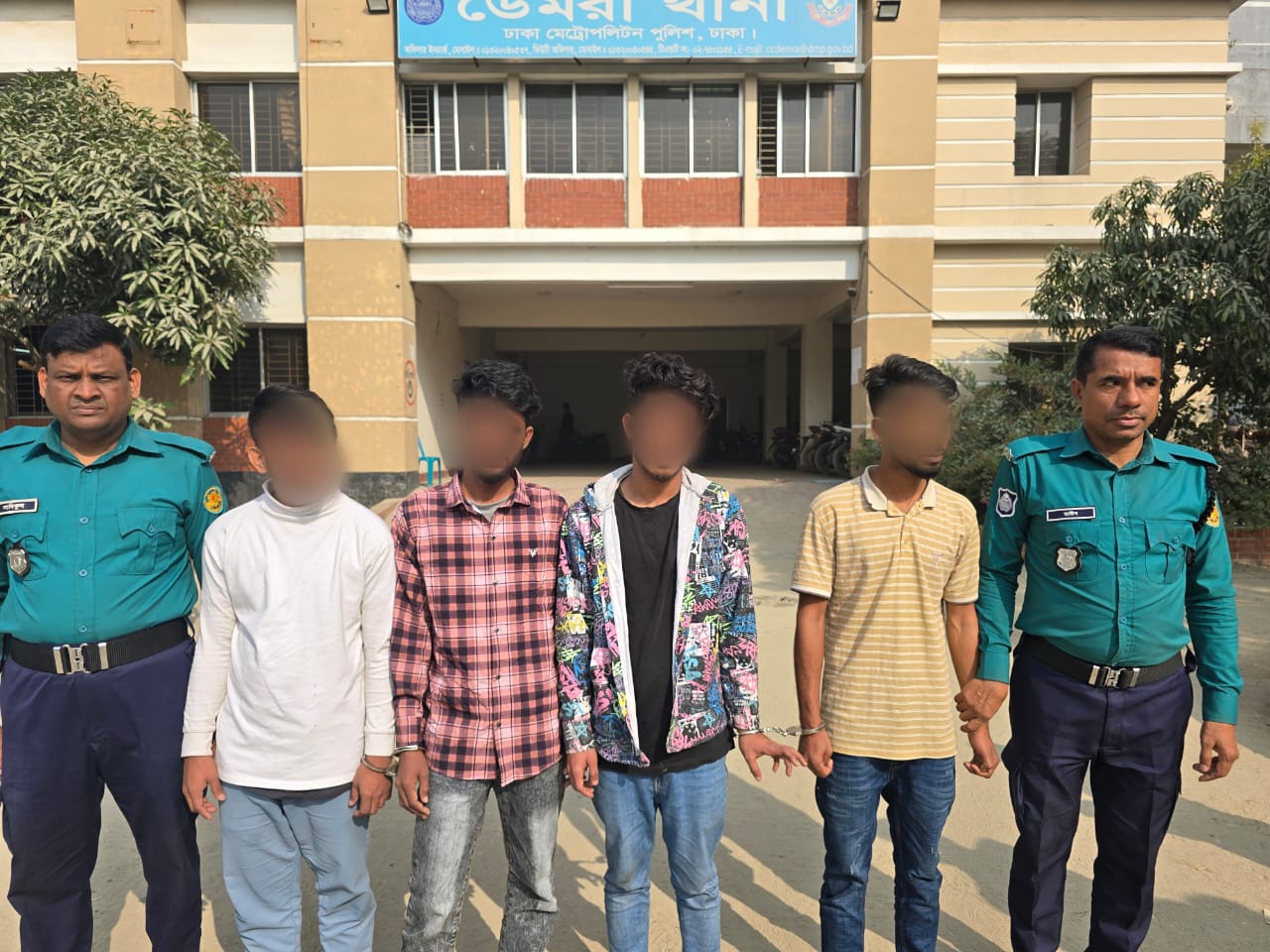 রাজধানীতে চাঞ্চল্যকর দলবদ্ধ ধর্ষণের ঘটনায় গ্রেপ্তার ৪