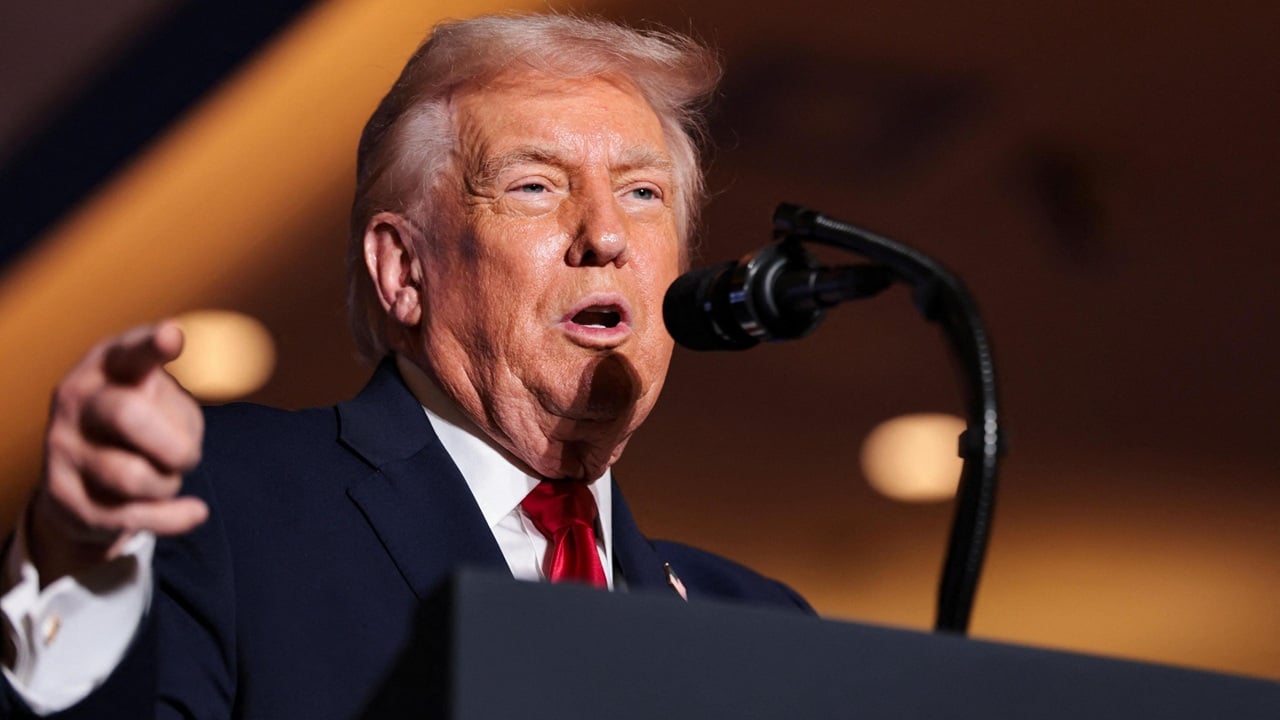 ভেনেজুয়েলার তেলবাহী ট্যাংকার অবরোধের নির্দেশ ট্রাম্পের