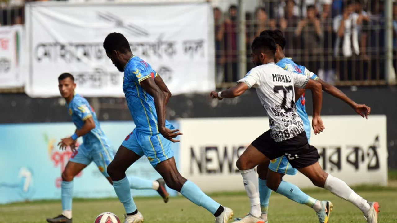 আবাহনী-মোহামেডান দ্বৈরথ: প্রথমার্ধ গোলশূন্য