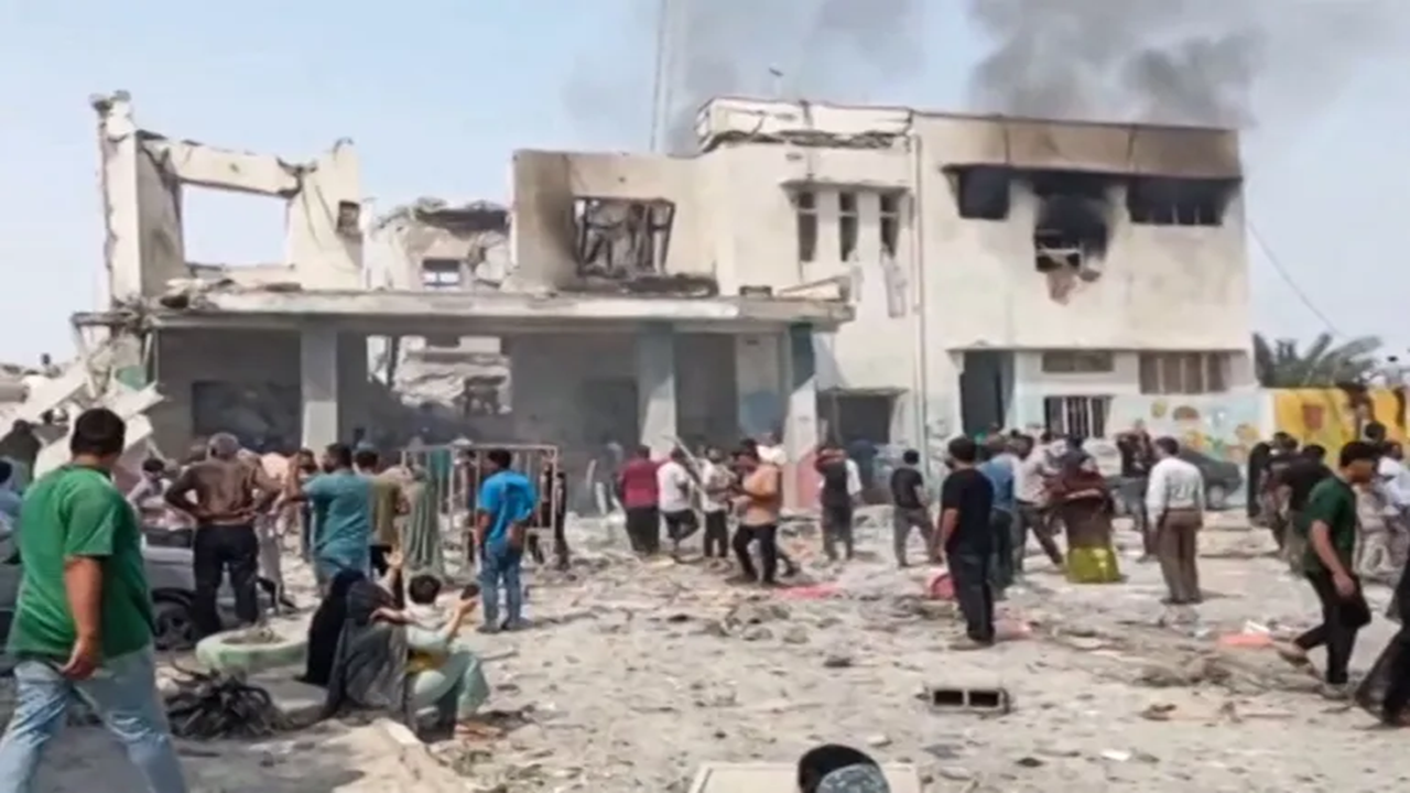 ইরানে মেয়েদের স্কুলে হামলাকে যুদ্ধাপরাধ হিসেবে তদন্তের আহ্বান