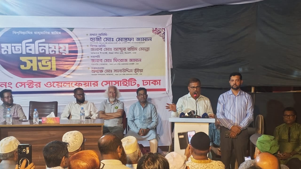 নানামুখী ষড়যন্ত্রের ব্যাপারে সরকারকেও সতর্ক থাকতে হবে