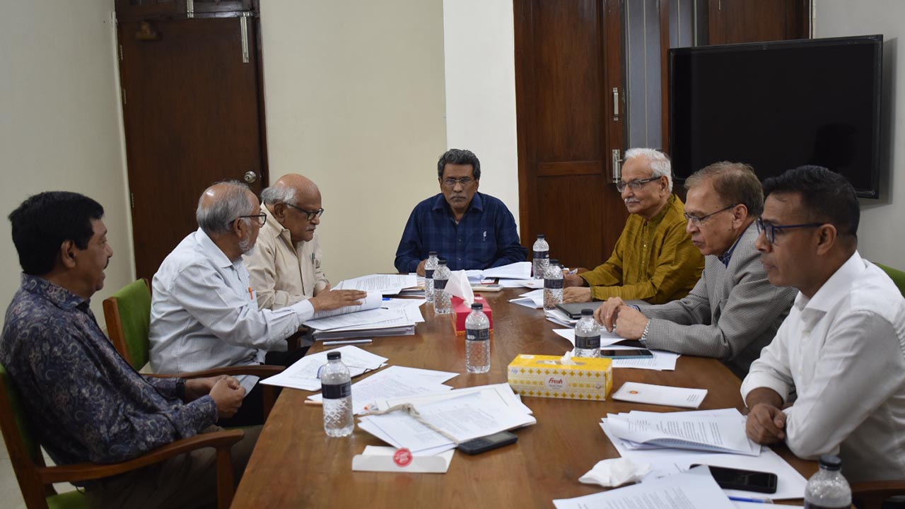 রাজনৈতিক দলগুলোর আপত্তি পুঙ্খানুপুঙ্খ যাচাই করছে ঐকমত্য কমিশন