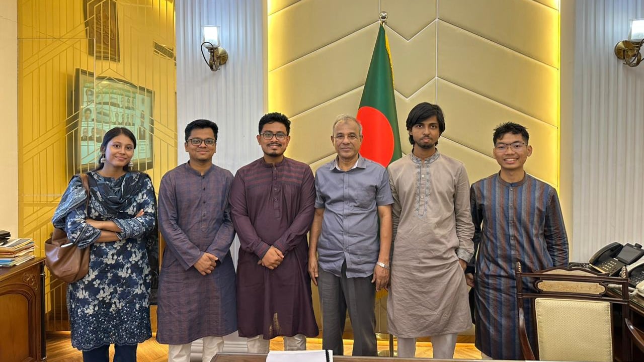 স্বরাষ্ট্র উপদেষ্টার সঙ্গে ডাকসু নেতৃবৃন্দের সাক্ষাৎ, যা আলোচনা হলো