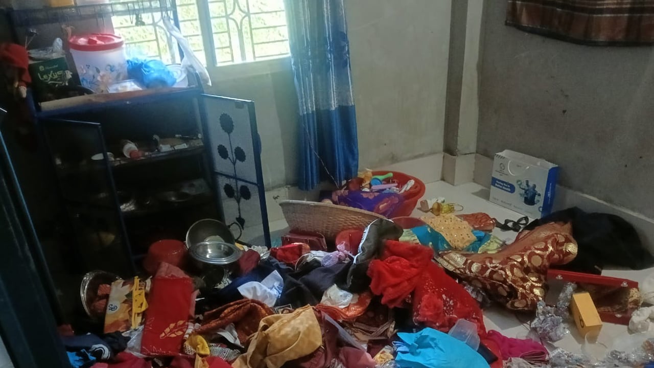 আড়াইহাজারে তিন স্বর্ণকারের বাড়ীতে দুর্ধর্ষ ডাকাতি, গ্রেপ্তার ১