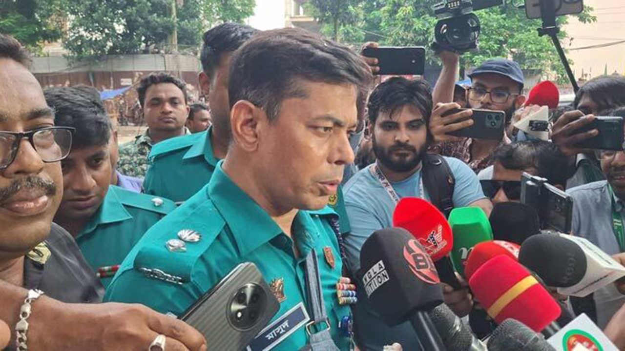 শান্তিপূর্ণ ও উৎসবমুখর পরিবেশে নির্বাচন হচ্ছে: ডিসি মাসুদ