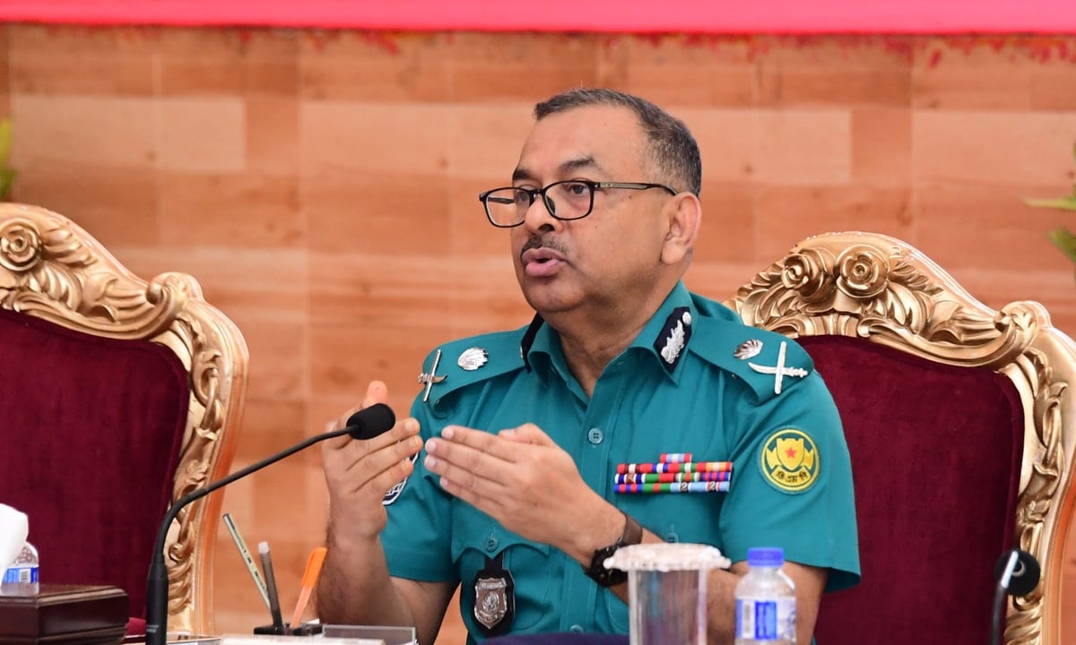 নির্বাচনে পুলিশের কেউ পক্ষপাতদুষ্ট আচরণ করলে কঠোর ব্যবস্থা