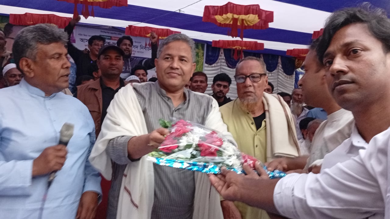 আ. লীগের সাধারণ সম্পাদকসহ পাঁচ শতাধিক নেতাকর্মীর বিএনপিতে যোগদান