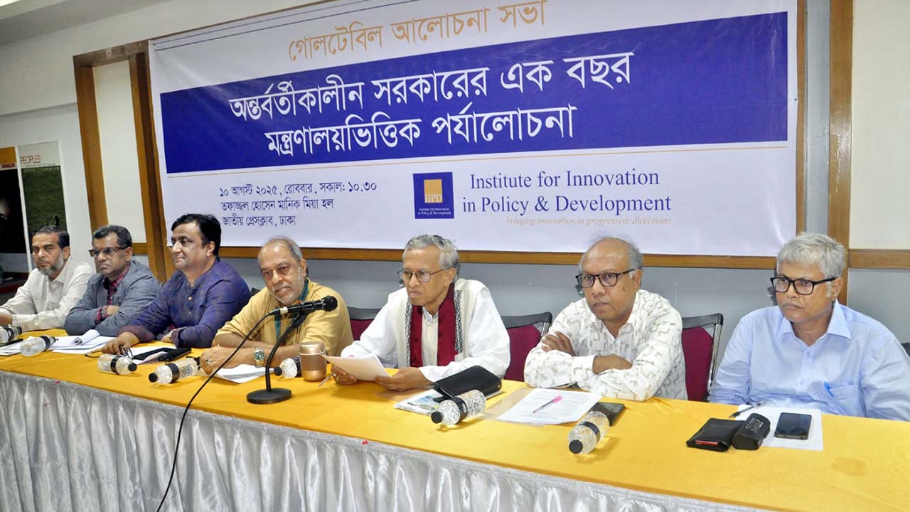 প্রতিবেশী দেশের ষড়যন্ত্র মোকাবিলায় সরকার সফল