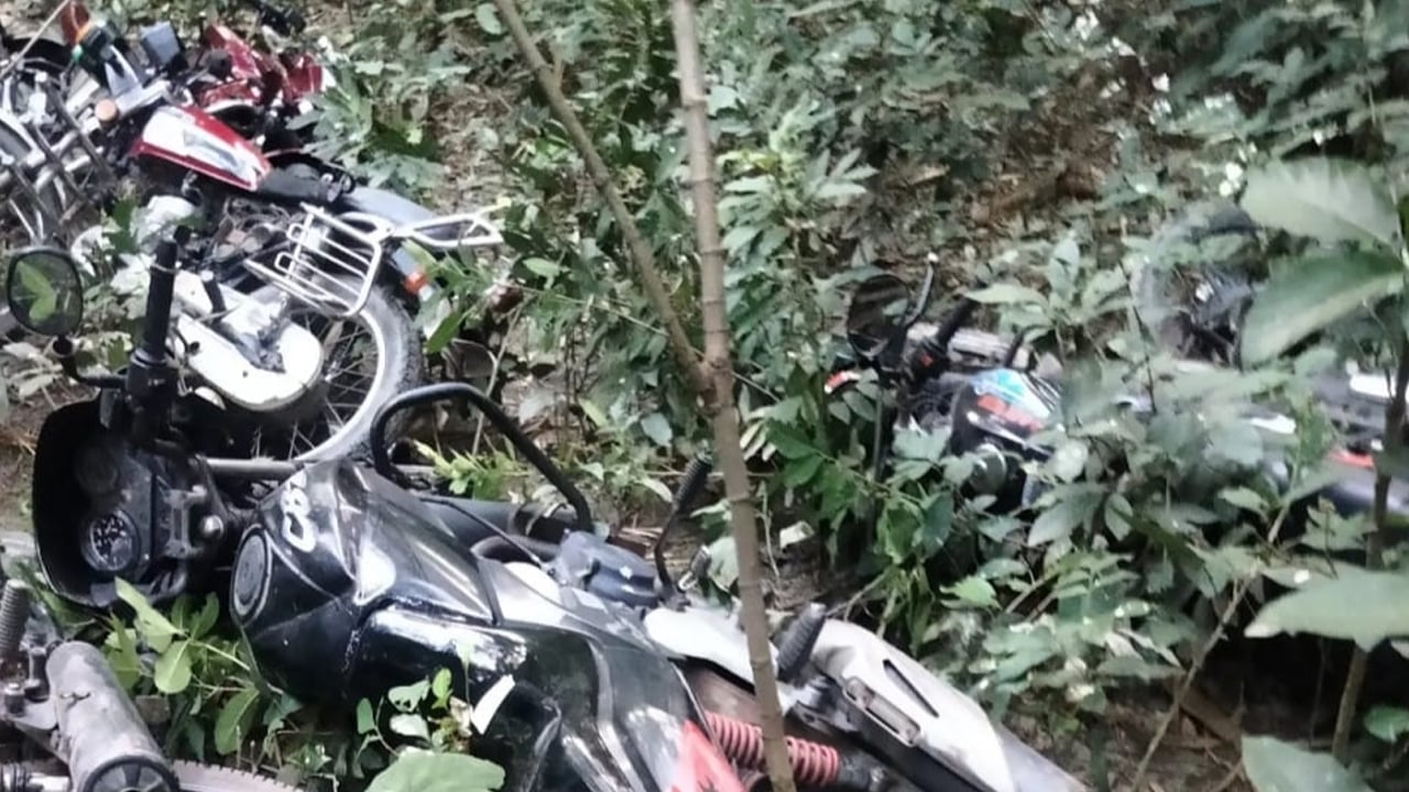 লুট হওয়া জামায়াতের ৯ মোটরসাইকেল উদ্ধার