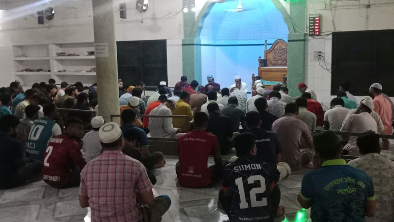 আবরার ফাহাদের শাহাদাত বার্ষিকীতে জবিতে শিবিরের দোয়া মাহফিল