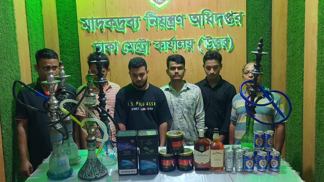 গুলশান-বনানীতে সীসা বারে অভিযান, গ্রেপ্তার ৬