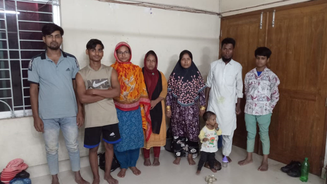 ভারত থেকে অবৈধ অনুপ্রবেশের সময় মৌলভীবাজারে আটক ৮