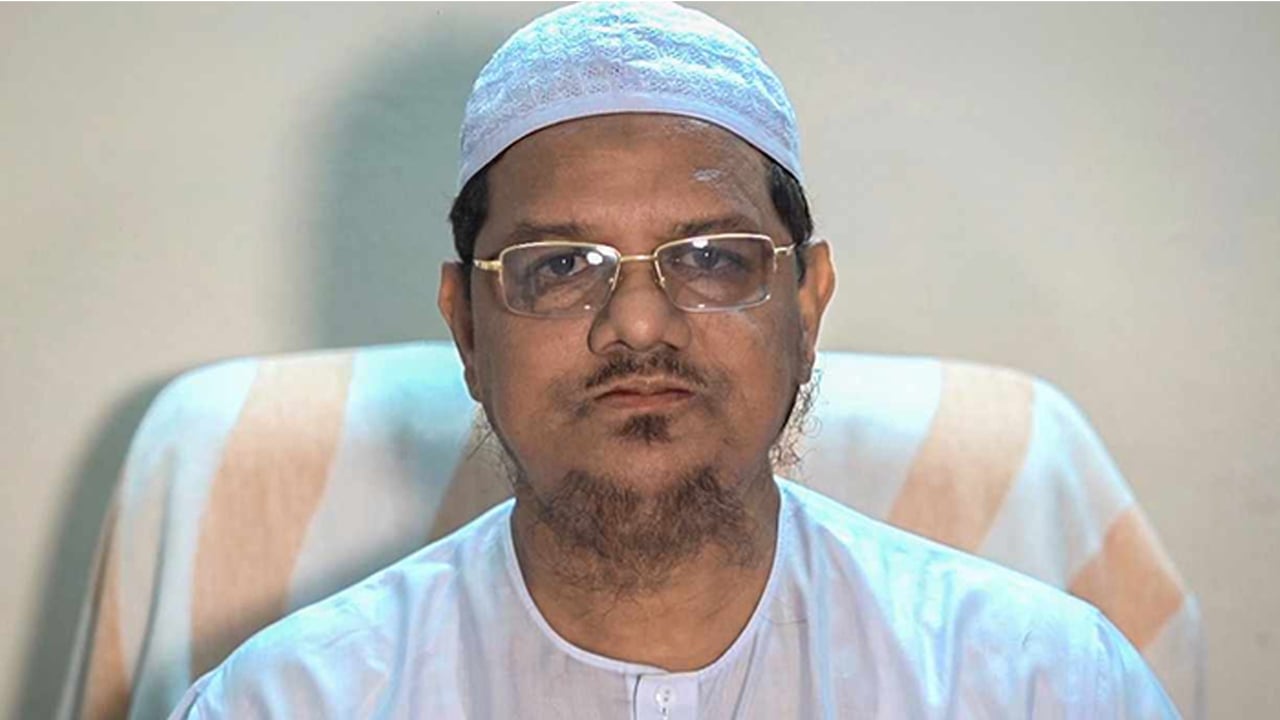 উভয়পক্ষকে সহনশীল হয়ে বিরোধ সমাধান করতে হবে: চরমোনাই পীর