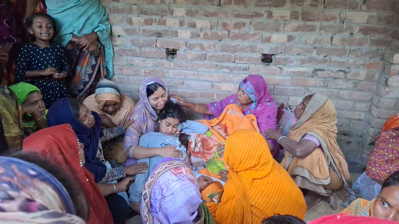 আমি এখন কি নিয়ে বাঁচবো, মেয়ে আর বাবা ডাকতে পারবে না