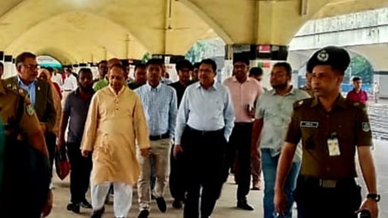 ঢাকা-পাবনা যোগাযোগ ব্যবস্থার উন্নয়নের লক্ষে সরেজমিন পরিদর্শন