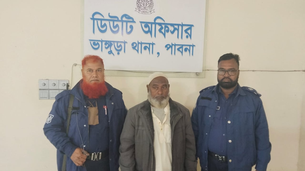 বিএনপির অফিসে ককটেল হামলায় আ.লীগ নেতা গ্রেপ্তার