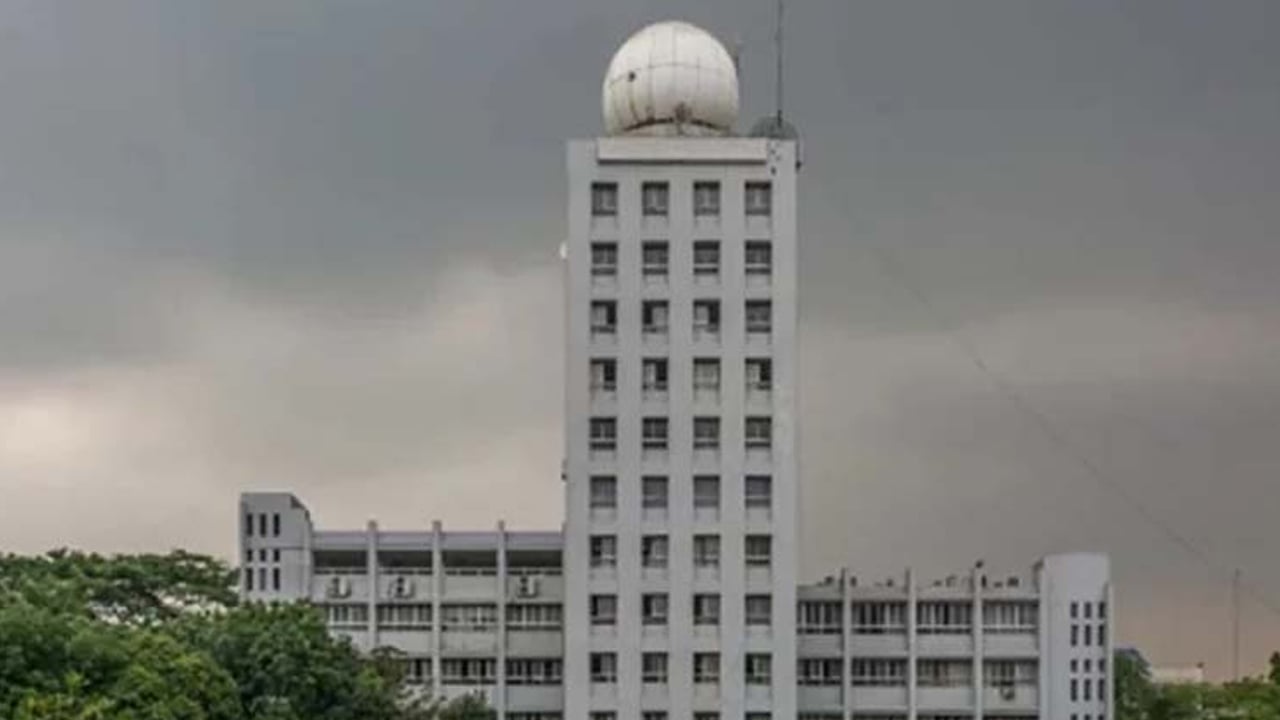 কবে থেকে কমবে বৃষ্টি, যা জানালো আবহাওয়া অফিস
