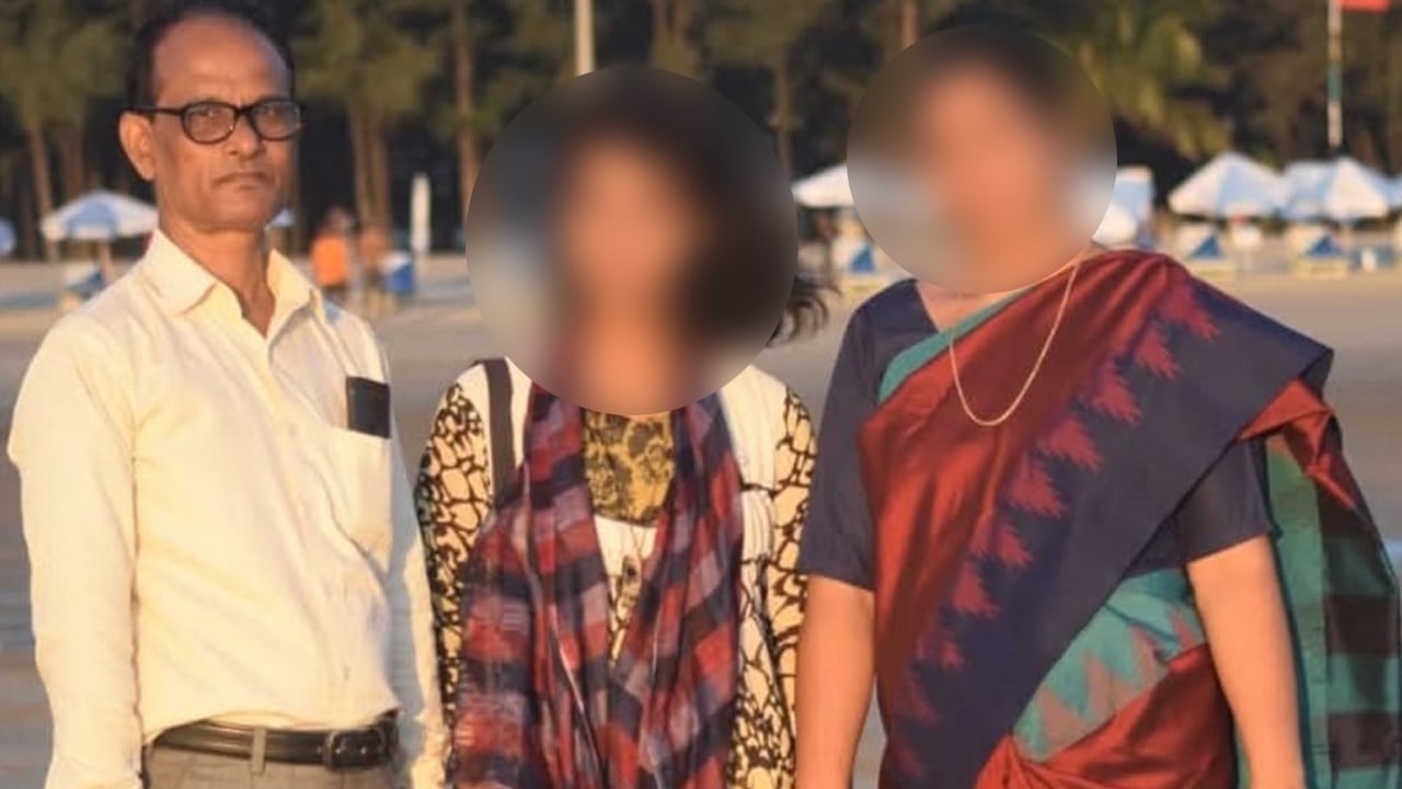 ভিটেমাটি দখলে নিতে সন্ত্রাসীদের হাতে জিম্মি অসহায় পরিবার