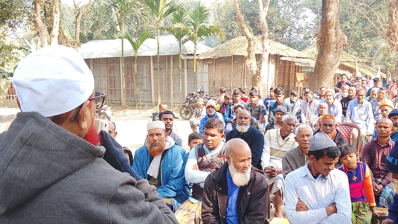 তারাগঞ্জের চাকলা হিন্দু পল্লীতে জামায়াতের উঠান বৈঠক