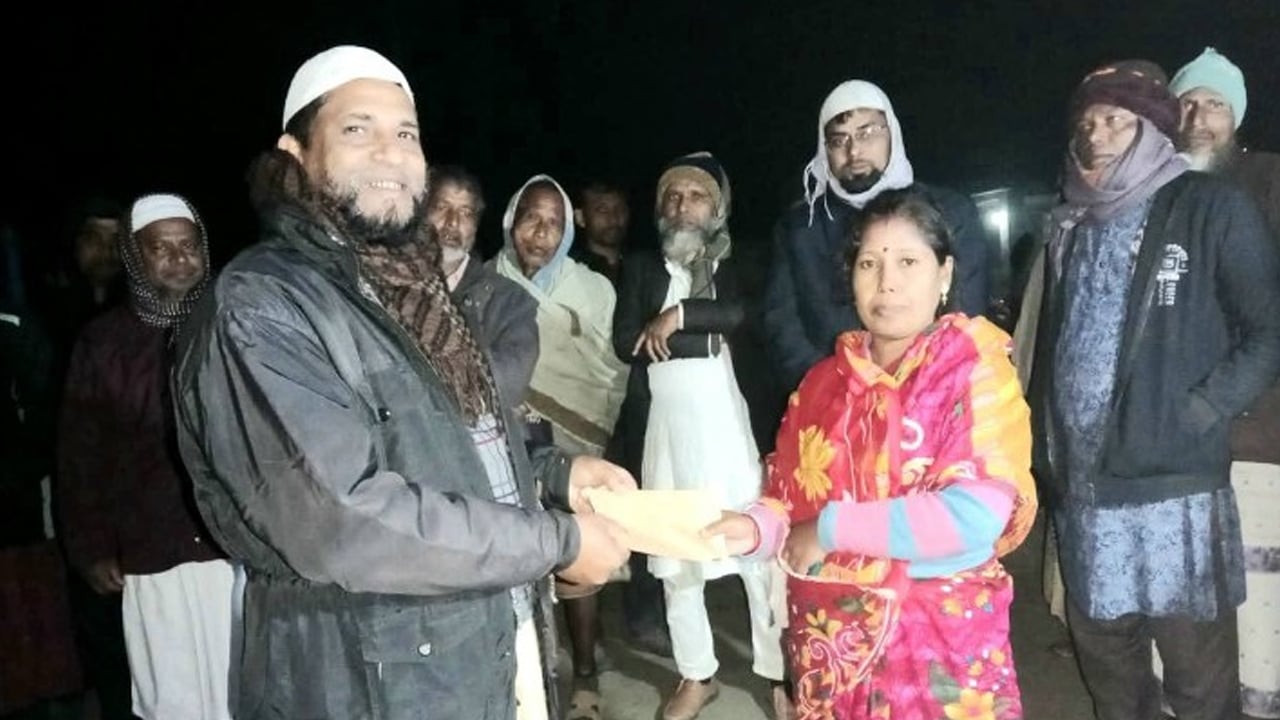 রংপুরে দীপ্তি রানীর পাশে দাঁড়ালেন এটিএম আজাহার